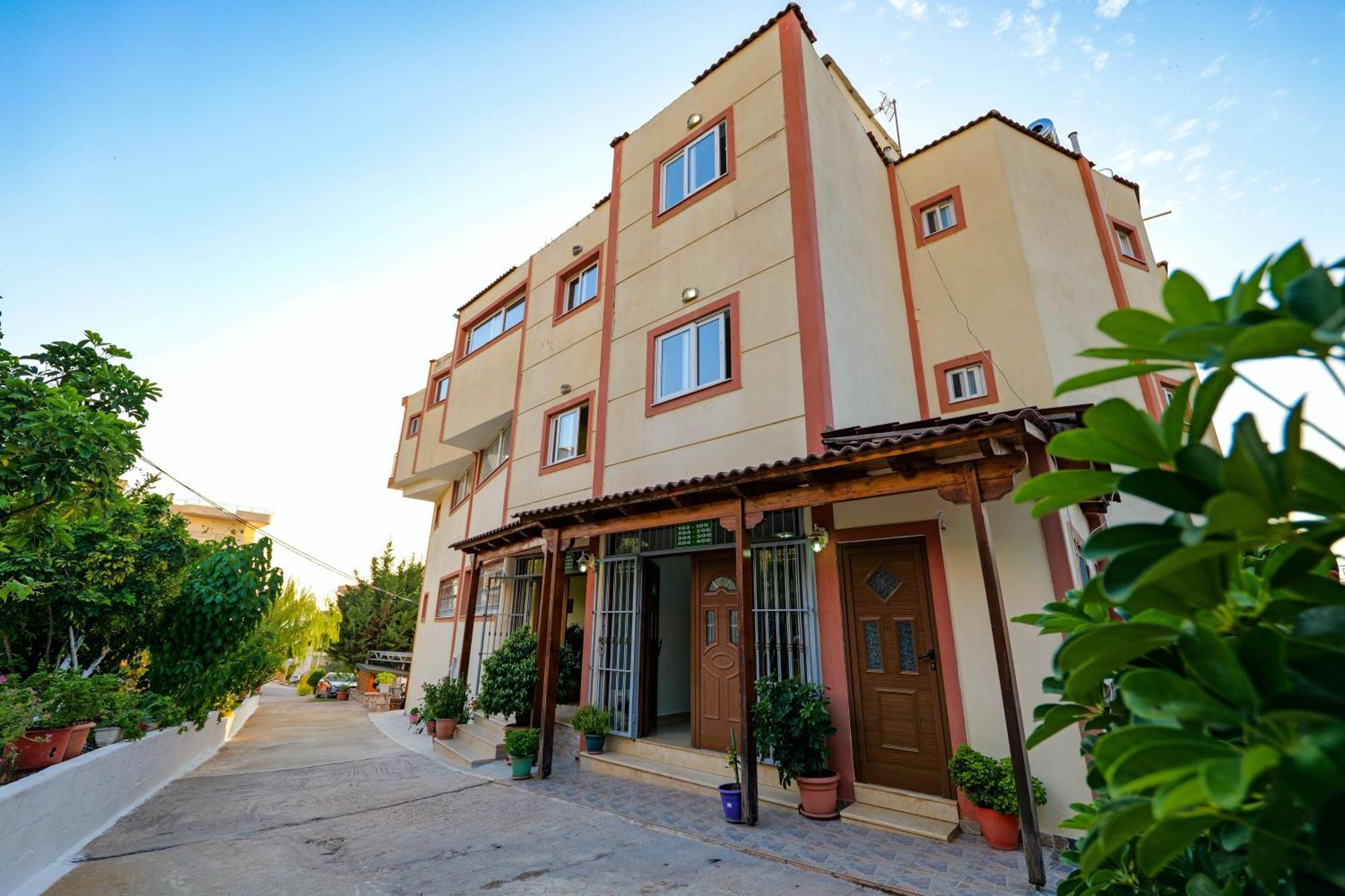Unico Aparthotel Sarande Exterior photo