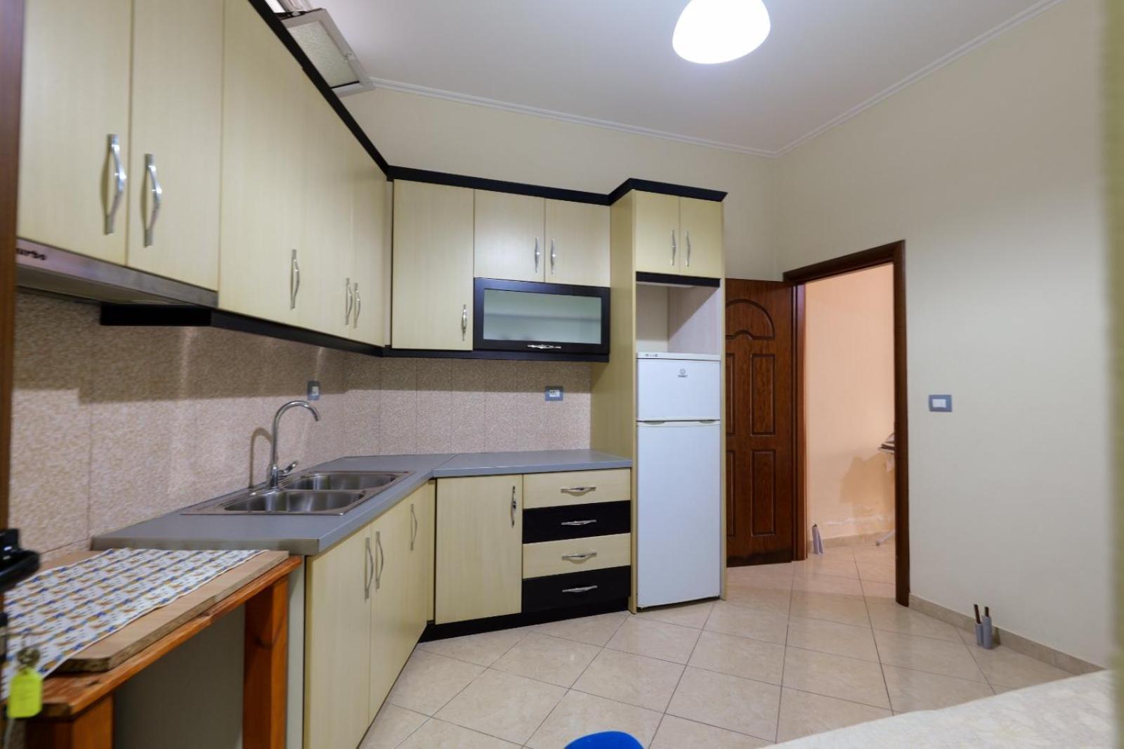 Unico Aparthotel Sarande Exterior photo